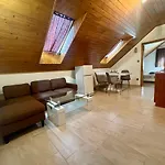 Apartment Margaret Balatonkeresztur